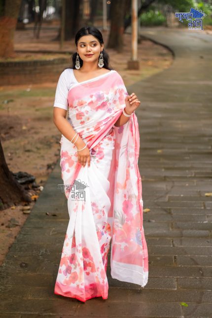 "সাদা শাড়ি গোলাপী ফুলের নকশায় এক্সক্লুসিভ ডিজাইন